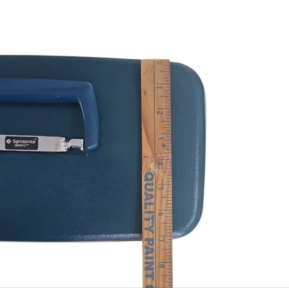 Vintage Samsonite Sentry Hard Case Train Case Blue Makeup Travel Storage